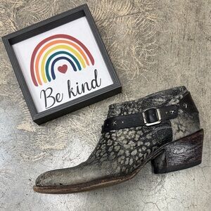 Chic Gray and Black Ankle Boots with Buckle